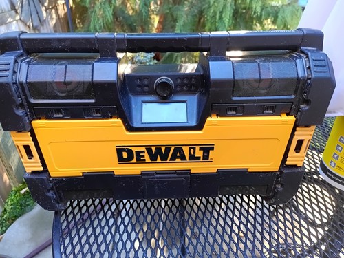 Dewalt tough system radio - dewalt,