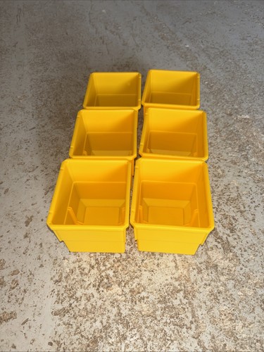 Set storage bins from - 6,